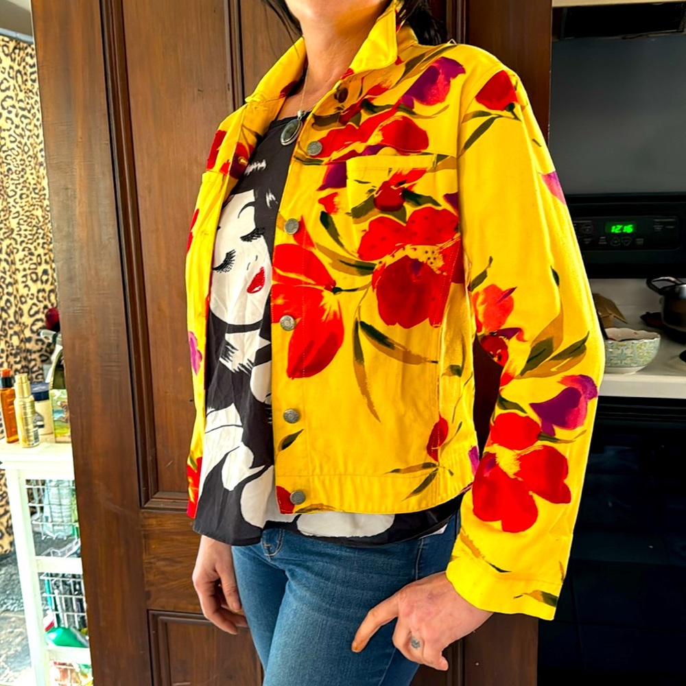 Chico’s denim flower design Jean jacket button front, spring jacket